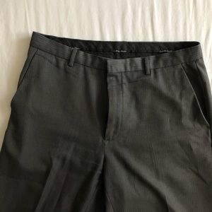 SALE!! 3/$20✨✨ Calvin Klein striped dress pants